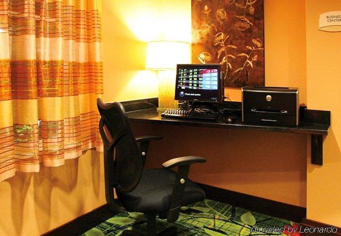 Fairfield Inn & Suites Hilton Head Island בלאפטון חדר תמונה